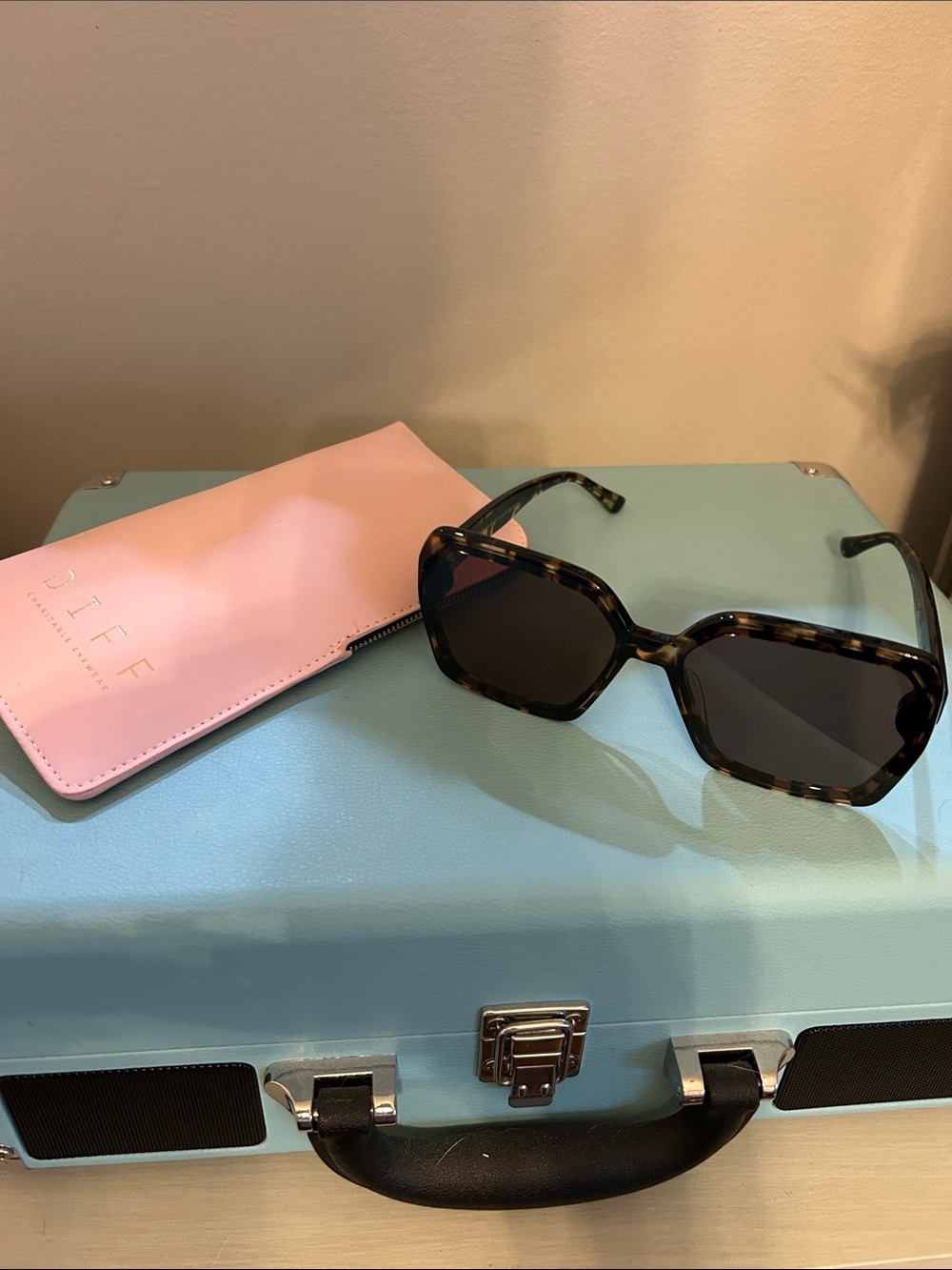 Diff eyewear - Tortoise - Presley - Brown - Sunglasses
